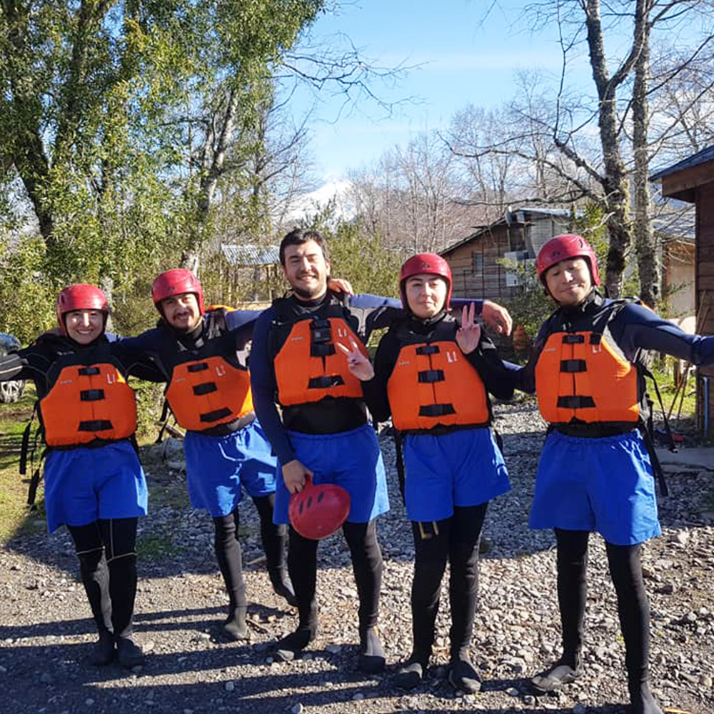 Camping Lleuque Pucón rafting